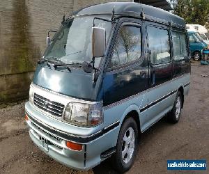 Toyota HIACE POP TOP 4 BERTH CRUISING CABIN 3 LITRE TD AUTOMATIC