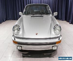 Porsche: 911 TARGA