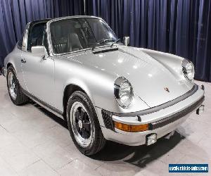 Porsche: 911 TARGA