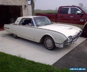 Ford: Thunderbird