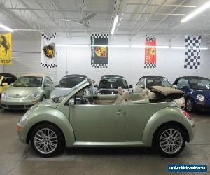 2007 Volkswagen Beetle-New 2.5 Convertible 2-Door