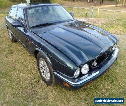 Jaguar XJ8 Sport 2001 4.0 L V8 Low KMS Call O45O199OO9 for Sale