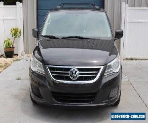 2012 Volkswagen Routan SE Mini Passenger Van 4-Door