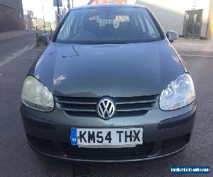 VOLKSWAGEN GOLF MK5 1.6 FSI SE