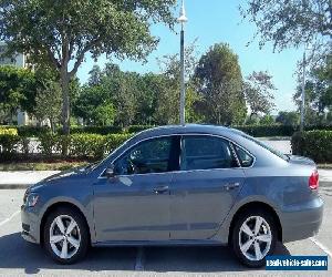 2013 Volkswagen Passat SE 4dr Sedan 6A w/ Sunroof