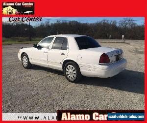 2008 Ford Crown Victoria --