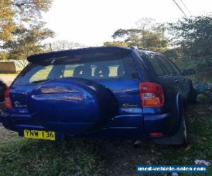 Smart and sporty RAV 4  2001 5 speed blue-selling dirt cheap! for Sale