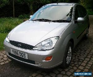 2001 FORD FOCUS 1.8 GHIA SILVER