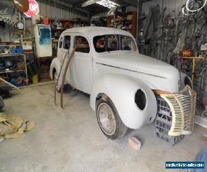 Hot Rod project 1940 Ford Delux sedan