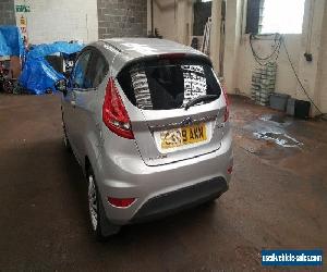 Ford Fiesta 1.4 titanium 2009 09 silver low mileage 