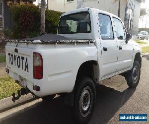 2003 Toyota Hilux 4x4 Dual cab. Fully serviced.