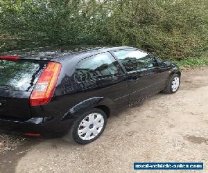 Ford Fiesta 1 25 Style black 2005 petrol manual MOT till December 2017