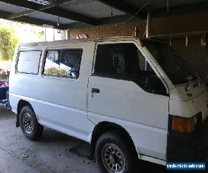 4x4 Mitsubishi Express Van 1991