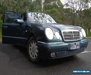 Mercedes E230 Elegance - Station Wagon - 7 Seater