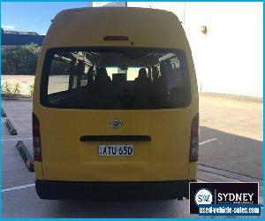 2005 Toyota Hiace KDH220R Van Super LWB 5dr Man 5sp, 1249kg 2.5DT Yellow Manual