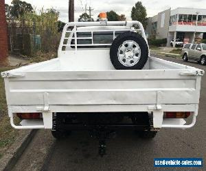 2007 Toyota Hilux KUN26R 07 Upgrade SR (4x4) White Manual 5sp M