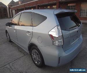 2012 Toyota Prius V 4