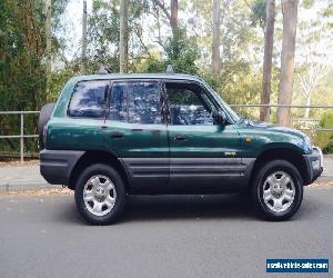 Toyota Rav4 10SER March 2000. 2 litre manual. Air Con.