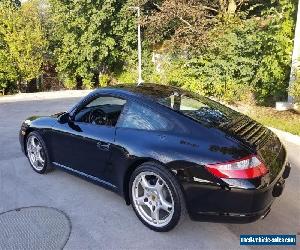 Porsche: 911 Carrera