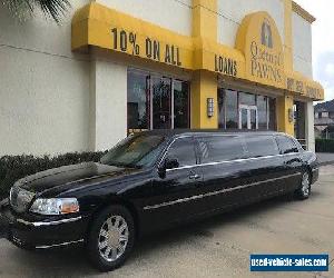 2007 Lincoln Town Car Executive Sedan 4-Door