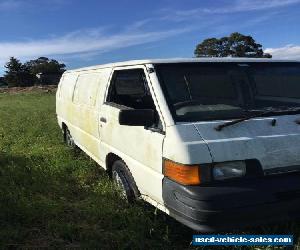 Mitsubishi Express Van