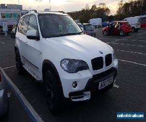 BMW X5 wrapped WHITE 07 PLATE