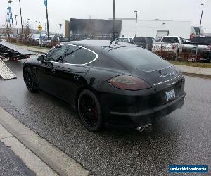 Porsche: Panamera 4S