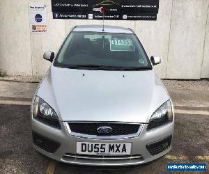 FORD FOCUS ZETEC CLIMATE 2005 Petrol Manual in Silver