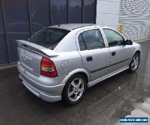 2000 holden astra cd hatch automatic