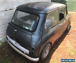 MINI , MORRIS X 2 DELUXE 1969, AND 1965 NEEDS RESTORATION UNREG