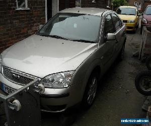 2004 FORD MONDEO LX SILVER spares or repair
