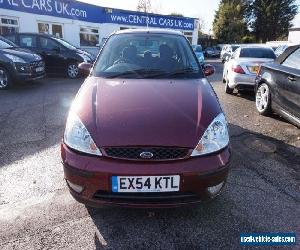 Ford Focus 1.6 Ghia 5 Door In Metallic Red