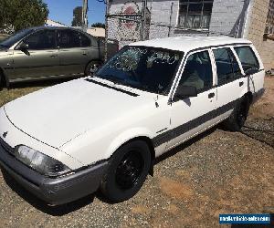 Holden VL station wagon 1987