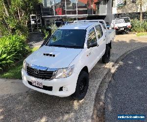 Toyota Hilux 2014 SR Dualcab Trayback 4 X 4 (ONLY 51000KMS) **BTC PMT ACCEPTED**