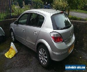 good engine,  spares repair Vauxhall Astra mk6 - noisy gear box and flexi joint for Sale