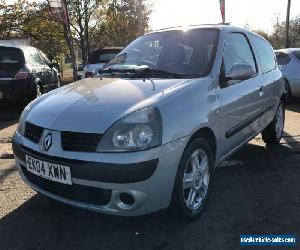 2004 RENAULT CLIO DYNAMIQUE 1.1 PETROL SERVICE HISTORY 2 KEYS 3DR 75 BHP