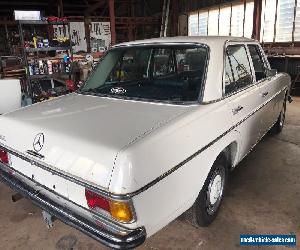 Mercedes-Benz W115 220 Sedan Barn Find