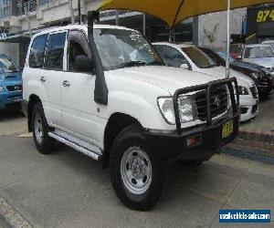 2001 Toyota Landcruiser HZJ78R (4x4) 6 Seat White Manual 5sp M TroopCarrier for Sale