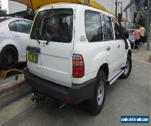 2001 Toyota Landcruiser HZJ78R (4x4) 6 Seat White Manual 5sp M TroopCarrier