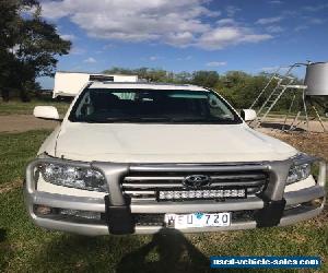 toyota landcruiser Sahara 