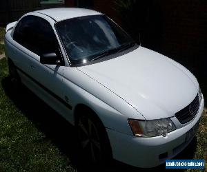 2004 V6 Holden VY Commodore Executive Series II