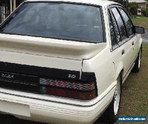 Holden Commodore Genuine V8 VL Calais 