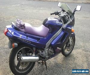 KAWASAKI ZZR250 92 MODEL NEW TYRES ETC JUST OUT OF REGO GOOD CONDITION W/SPARES