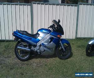 5x ZZR 250 pic,s for Attention