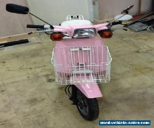 VINTAGE  HONDA MELODY 50cc pink scooter