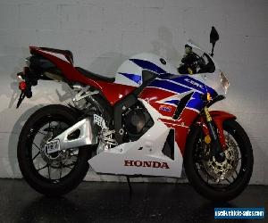 Honda: CBR