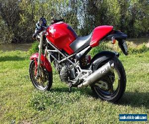 2001 Ducati 900 monster