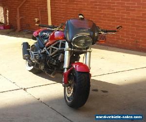 2001 Ducati 900 monster