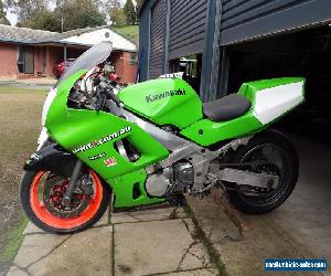 KAWASAKI ZZR600 Track or Race Bike plus spares!!!