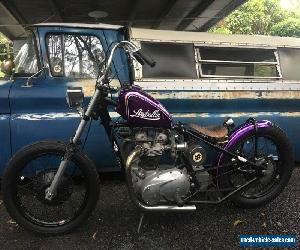 Triumph bobber chopper 